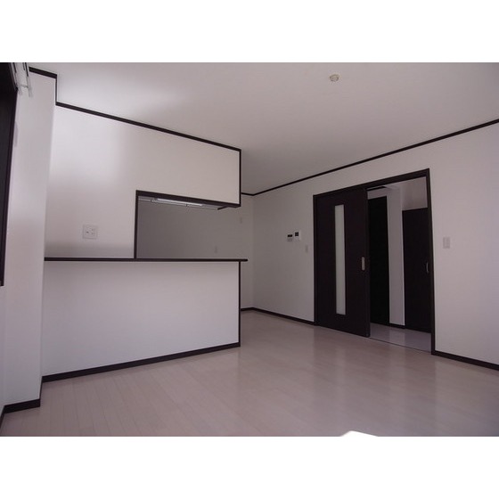 居室・リビング　広々したリビング