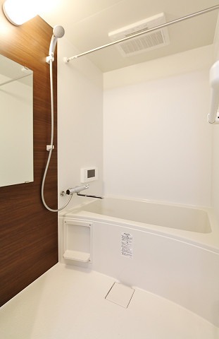 バス・シャワールーム　一日の疲れを癒しましょう