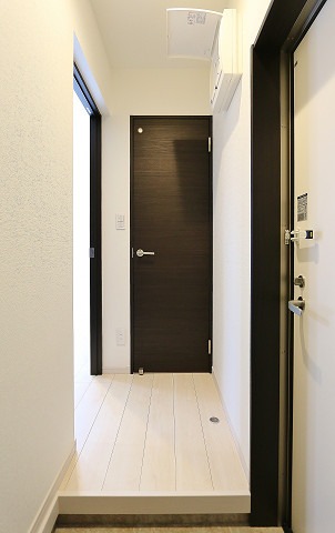 玄関　玄関も十分な広さです