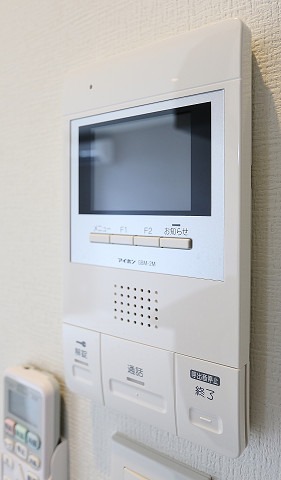 セキュリティ　安心のモニターフォンです