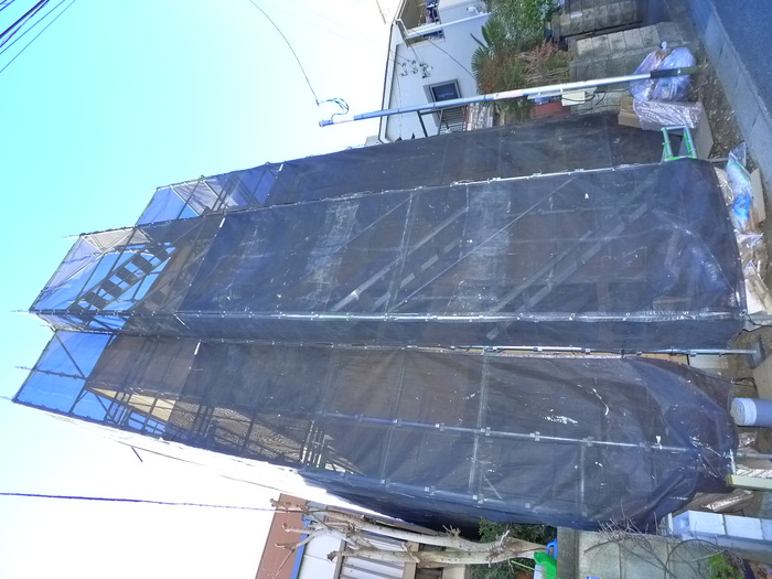 建物外観　建築中