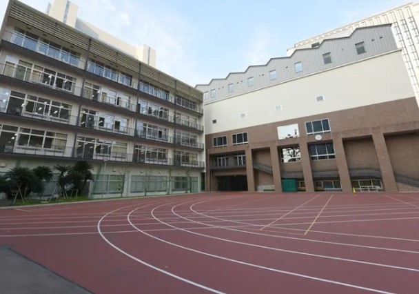 小学校　品川区立第三日野小学校（小学校）まで393m