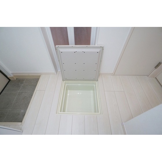 収納　床下収納