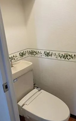 トイレ　シンプルで使いやすいトイレです