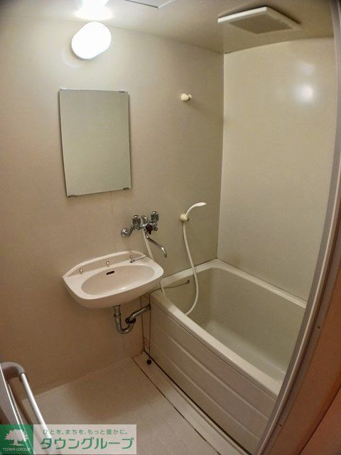 バス・シャワールーム