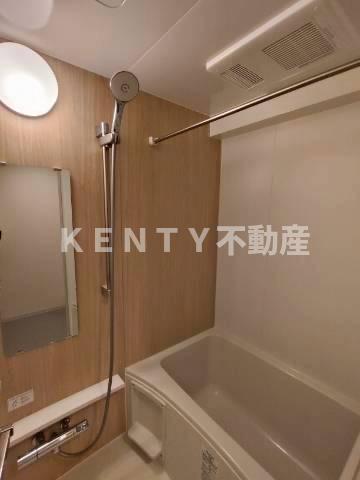 バス・シャワールーム　ゆったり過ごせるお風呂です