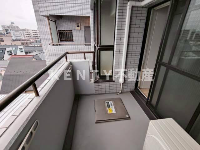 バルコニー　落ち着いた時間を過ごせるバルコニーです