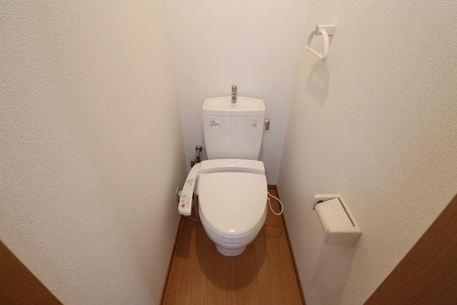 トイレ　※別部屋参考写真・現況優先※