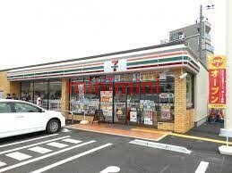 コンビニ　セブンイレブン吹田青葉丘南店（コンビニ）まで106m