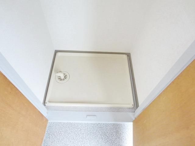 その他　★扉付き洗濯機置場★