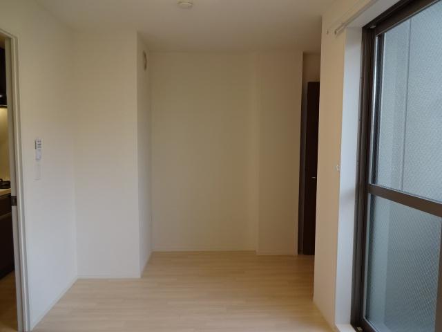 居室・リビング　室内