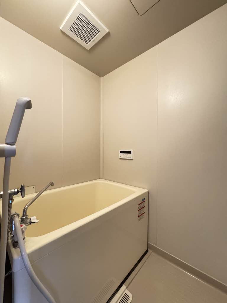 バス・シャワールーム　浴室