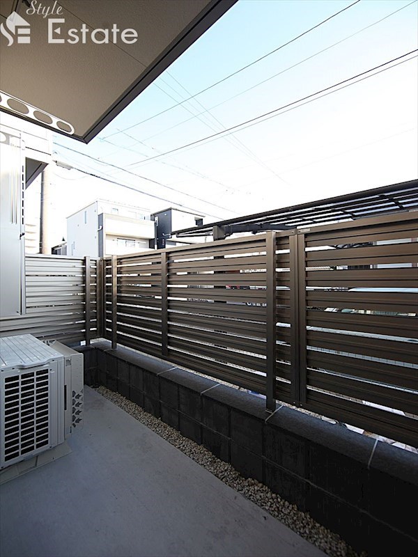 バルコニー　バルコニー