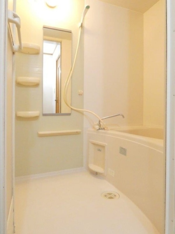 バス・シャワールーム　図面と現状に相違がある場合には現状を優先