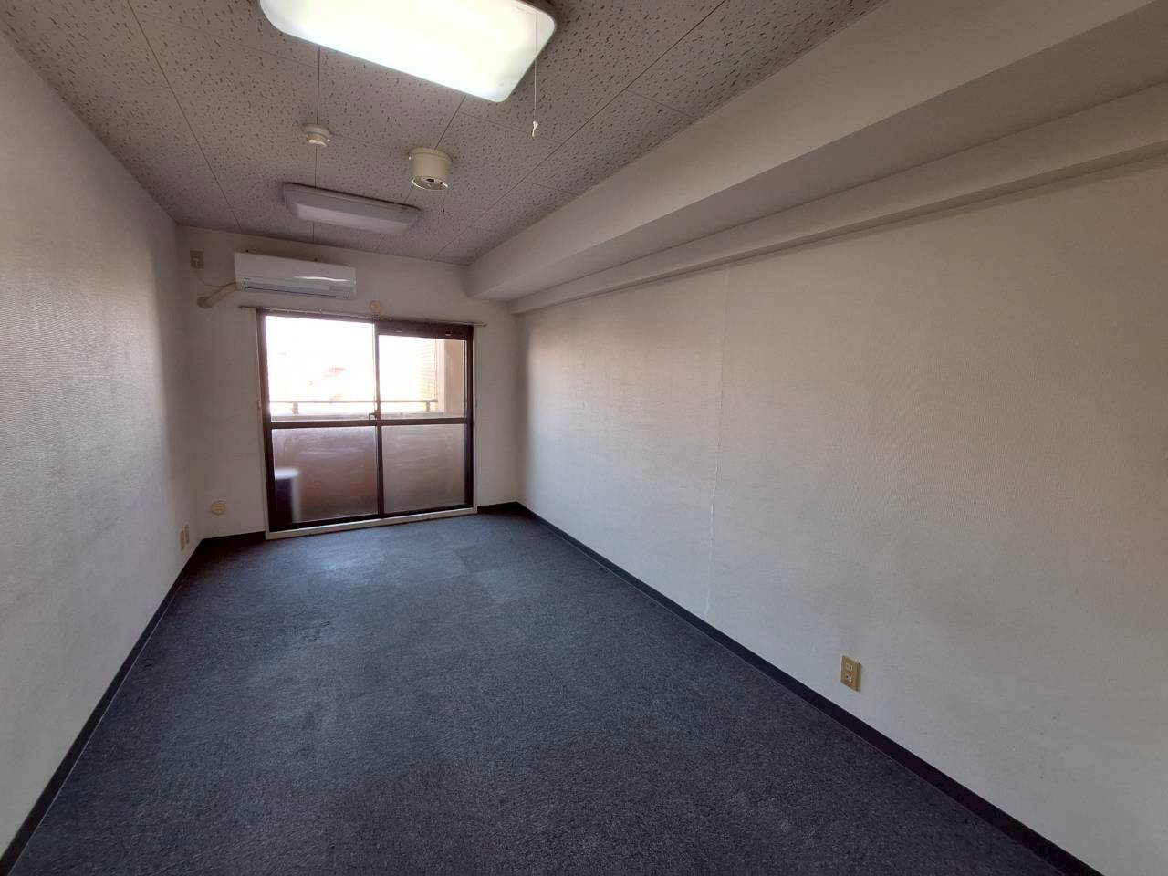 居室・リビング　ゆったりとしたお部屋です。