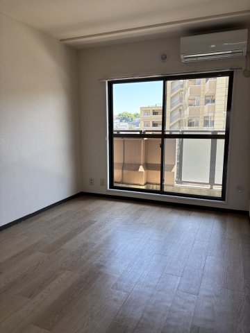 居室・リビング　※他号室写真※現況有姿となります。