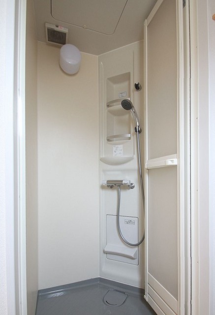 バス・シャワールーム　シャワールーム