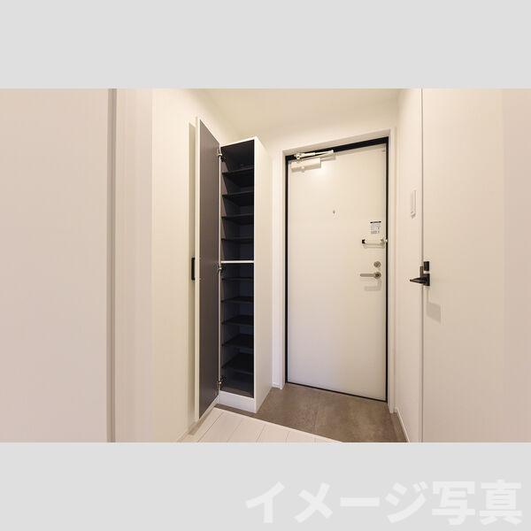 玄関　同タイプ写真