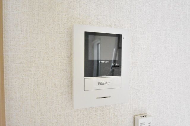 セキュリティ　★不意な訪問者も確認できる安心モニターホン★
