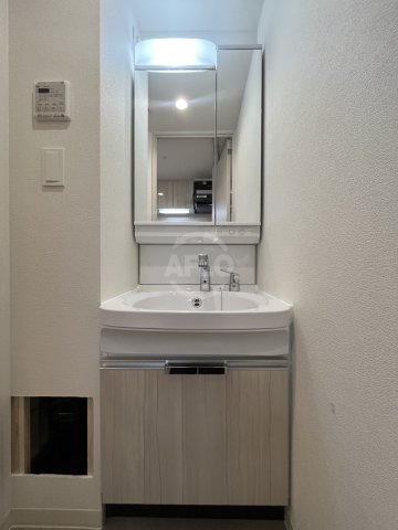 洗面設備　プレサンス大国町ブライス　洗面所