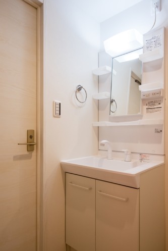 洗面設備　洗面台です。