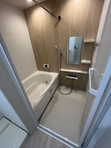 バス・シャワールーム　別部屋参考写真