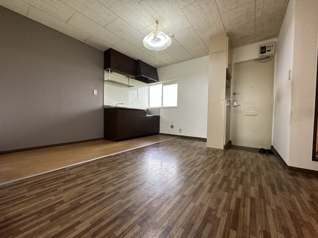 居室・リビング　※別室参考写真