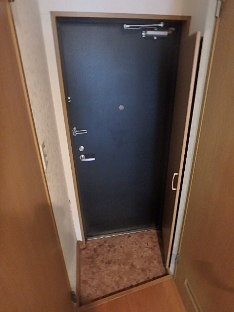 玄関　シューズボックス付き