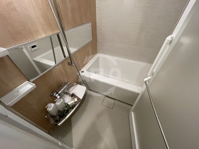 バス・シャワールーム　シーズンフラッツ靭本町　浴室