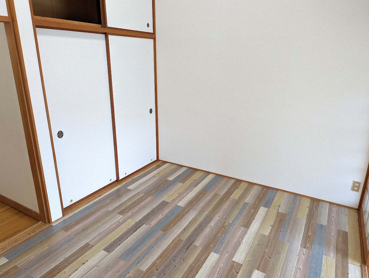 居室・リビング　洋室-1