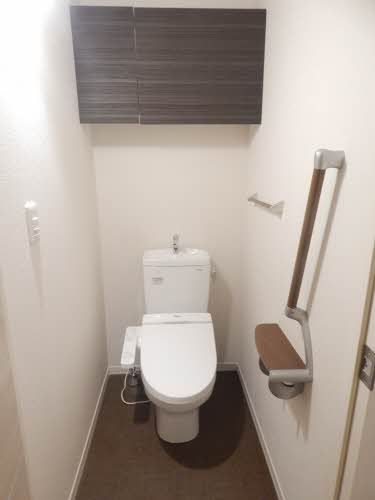 トイレ　保温洗浄機能付き♪