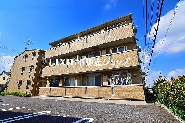 建物外観　吉川市のお住まい探しなら、当社にお任せ下さい！