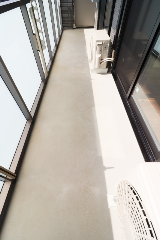 バルコニー　図面と現状に相違がある場合には現状を優先