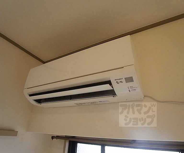 その他設備　エアコン装備