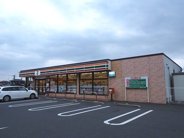 コンビニ　セブンイレブン小倉長尾５丁目店（コンビニ）まで650m