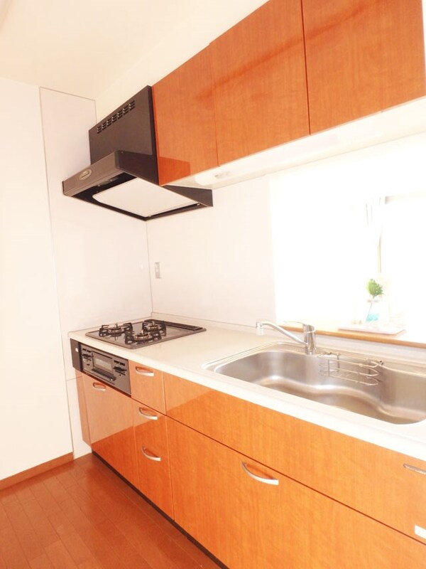 キッチン　３口コンロのシステムキッチン☆（イメージ）