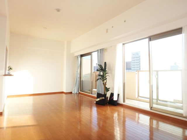 居室・リビング　１６．９帖の広々リビング♪※備品は付きません（イメージ）