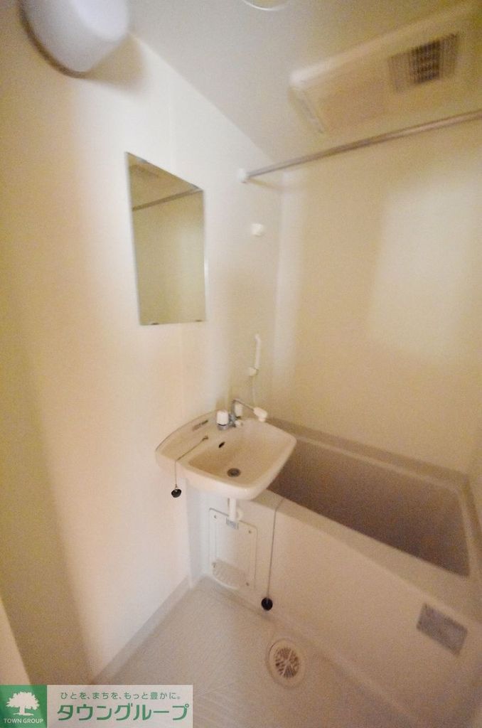 バス・シャワールーム　バス