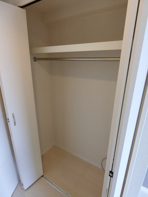 収納　洋室8.1帖のお部屋にあるクローゼットです♪お洋服もしわにな