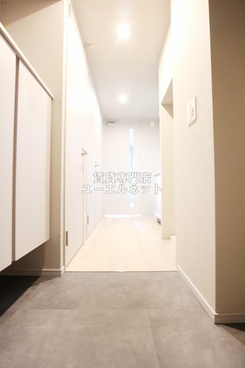 玄関　住まいの顔ともなる玄関