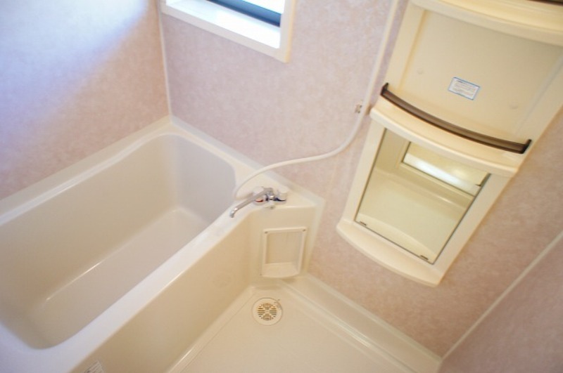 バス・シャワールーム　図面と現状に相違がある場合には現状を優先