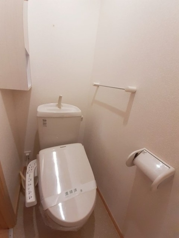トイレ　図面と現状に相違がある場合には現状を優先