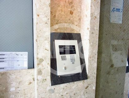セキュリティ　ドエル堀江南　オートロック