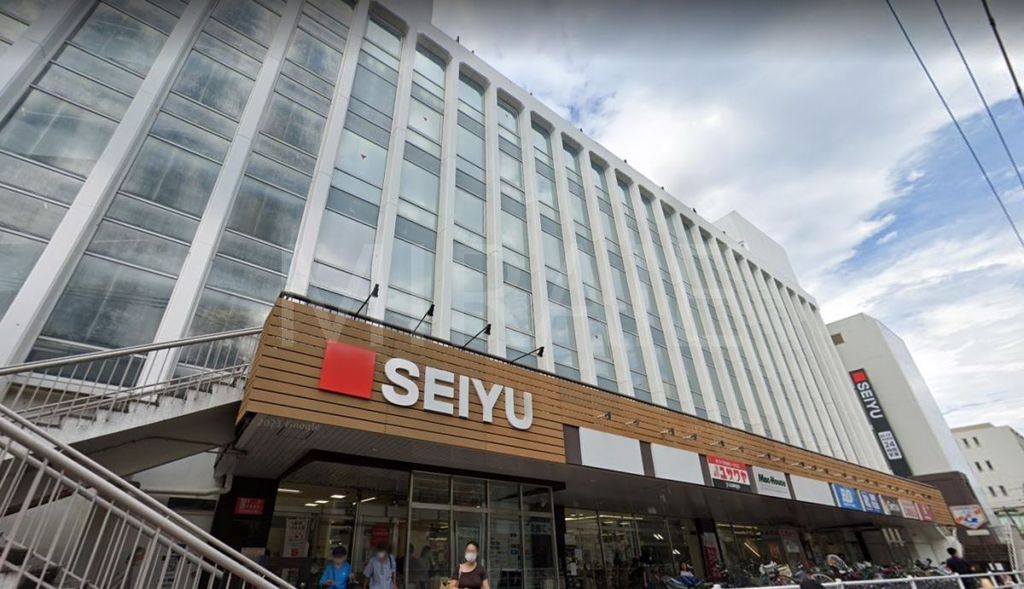 ショッピングセンター　マックハウス西友大船店（ショッピングセンター）まで130m