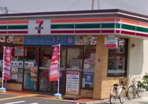 コンビニ　セブンイレブン和泉店（コンビニ）まで206m
