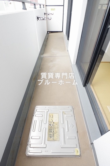バルコニー　横幅広めのバルコニー！