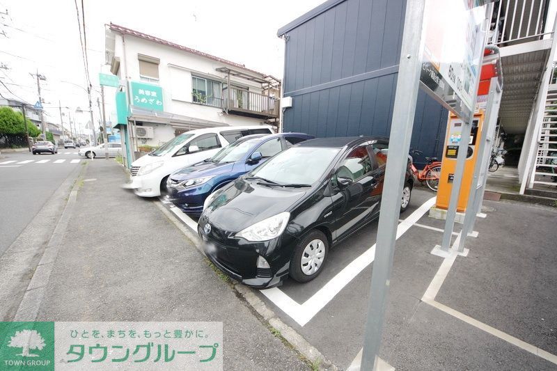 駐車場　駐車場