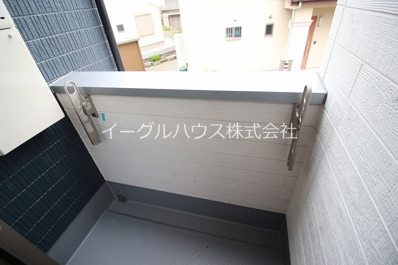 バルコニー　※掲載情報と物件の現況が異なる場合、現況を優先するものとしま