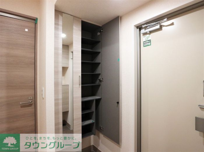 アミティエYの玄関写真