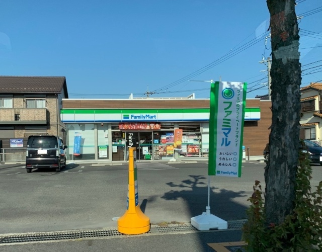 コンビニ　ファミリーマート清洲西市場店（コンビニ）まで672m
